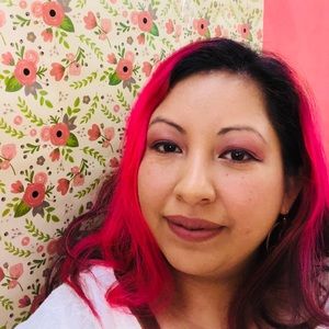 Meet your Posher, Rocio